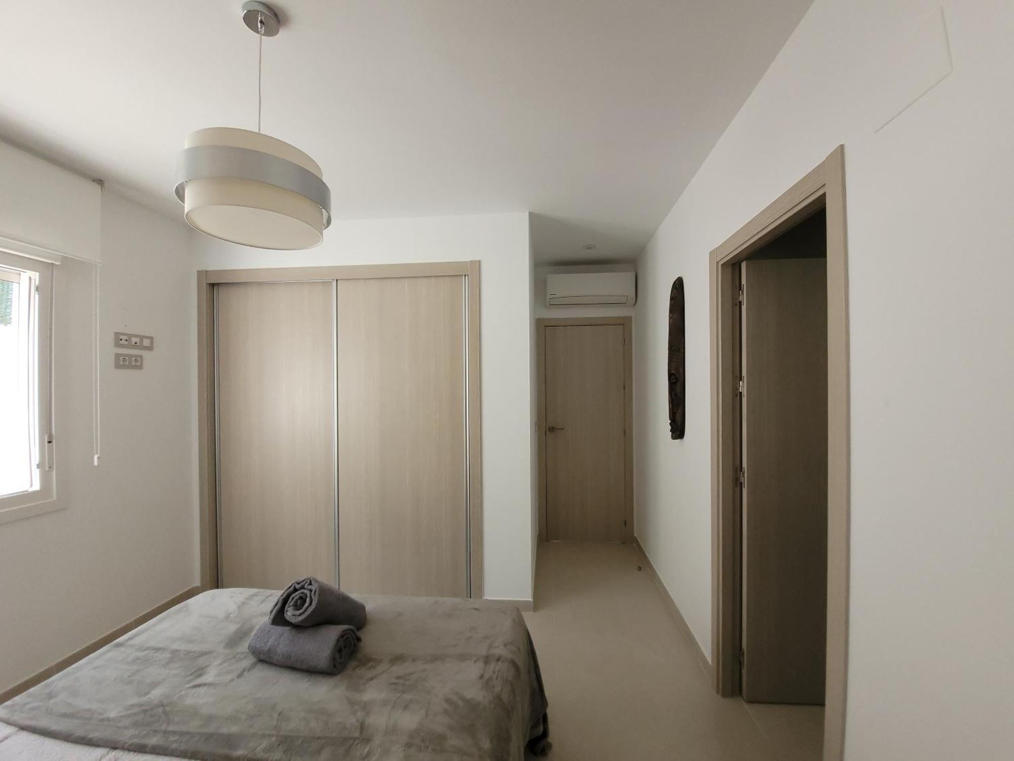 Chalet Adosado Acogedor Busot Alicante Zewnętrze zdjęcie